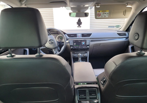 Skoda Superb cena 79999 przebieg: 198000, rok produkcji 2015 z Warszawa małe 46
